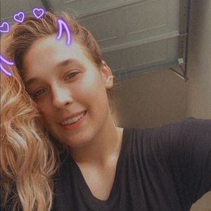 Meet your Posher, Kylee